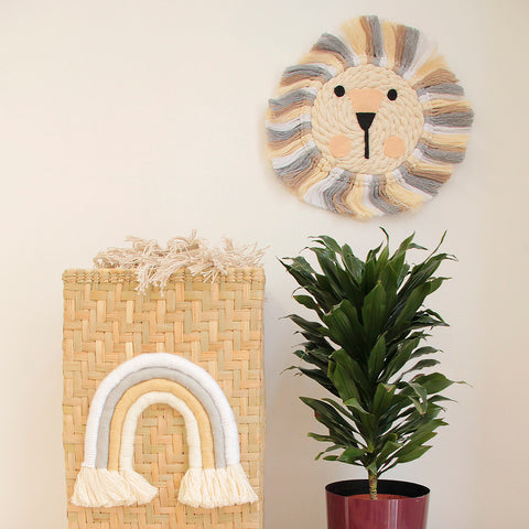 Leon Decorativo Macrame Tonos Neutros